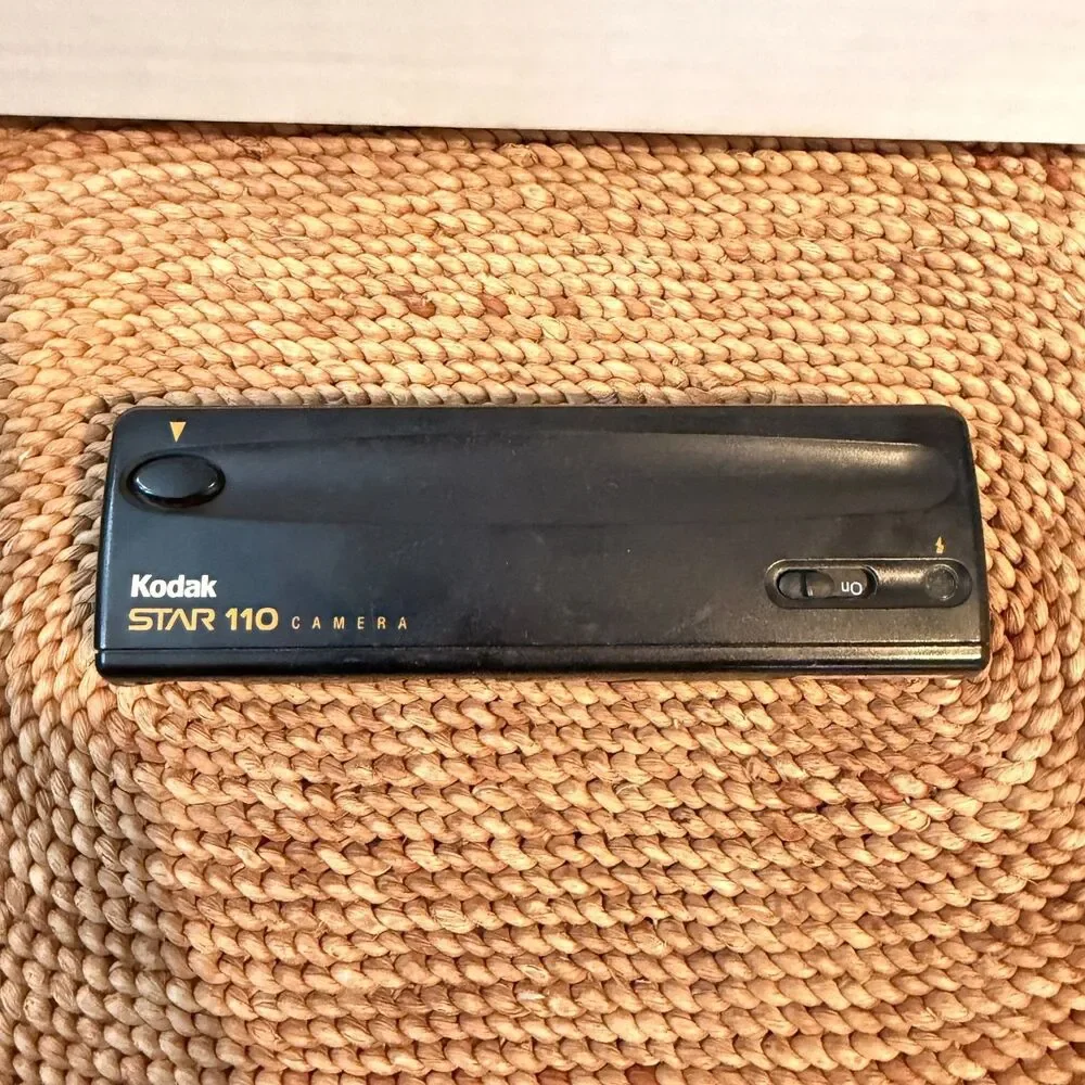 Kodak Star 110 Film Camera Vintage 1990s Black Pocket Point & Shoot Untested